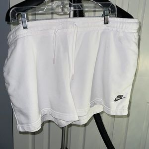 Women’s xxl Nike shorts